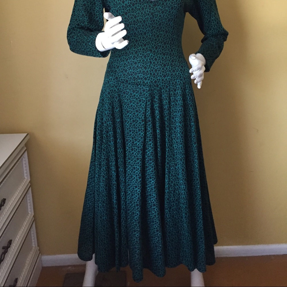 Vintage Alison Peters Green and black dress. - Picture 2 of 7